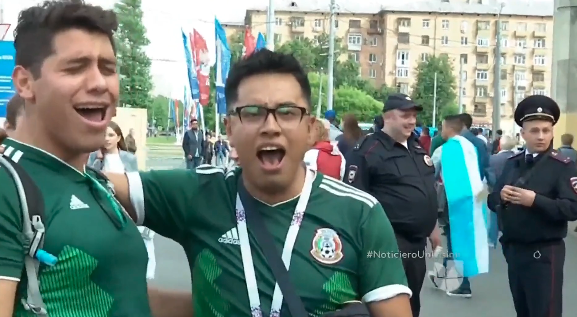Frank Aquino, colecciona periódicos, revistas y balones, Rusia 2018… Ahtziri Cárdenas Camarena.