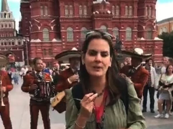 Mariachi en la Plaza Roja. ya despidiéndose de Rusia 2018, Ahtziri Cárdenas Camarena.