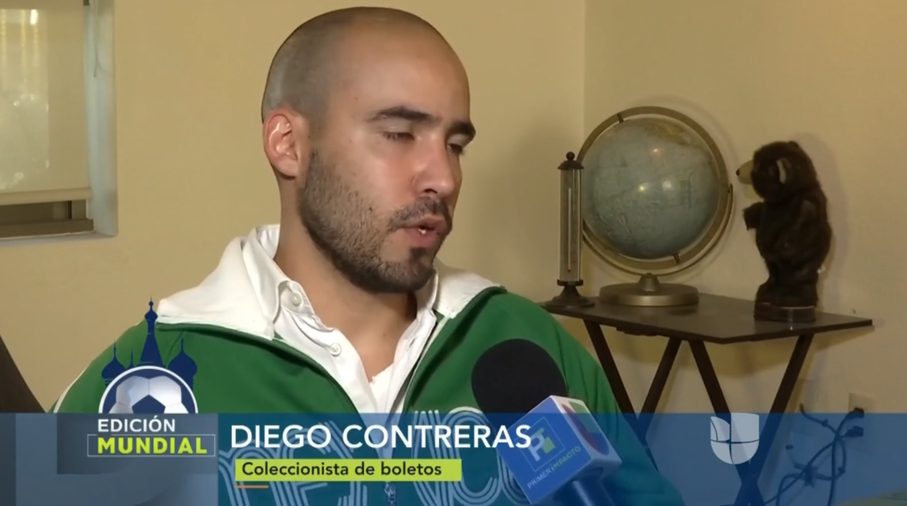 Coleccionista de boletos de partidos mundialistas.